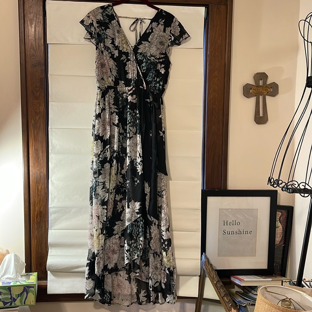 Band of Gypsies Medium Sheer Maxi Dress Floral Design